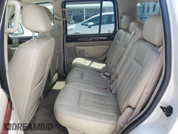 ✅ 2004 Lincoln Aviator Luxury • VIN: 5LMEU68H04ZJ44133 • Лот: 61938935. Опубликован ранее на Copart с пробегом 170 047 миль. Бесплатный доступ к архиву аукционных продаж из США и подробный отчёт об истории автомобиля на DreamBid. Изображение 11.