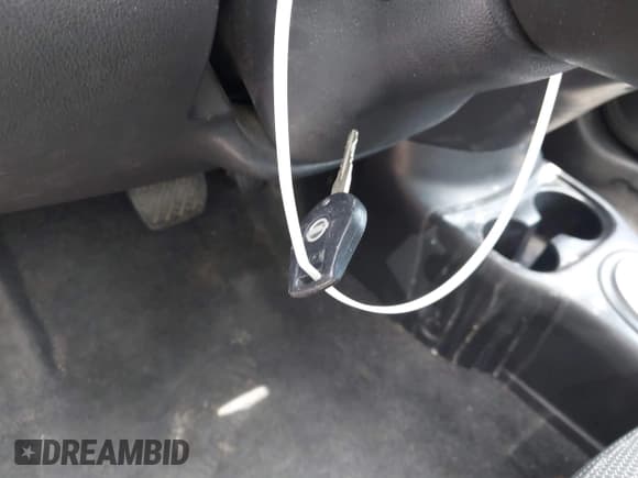 ✅ 2015 Nissan Versa S • VIN: 3N1CN7AP9FL893397 • Lot: 42683836. Listed on IAAI with 124,579 mi. Free auction sales archive from the USA and detailed vehicle history report at DreamBid. Image 11.