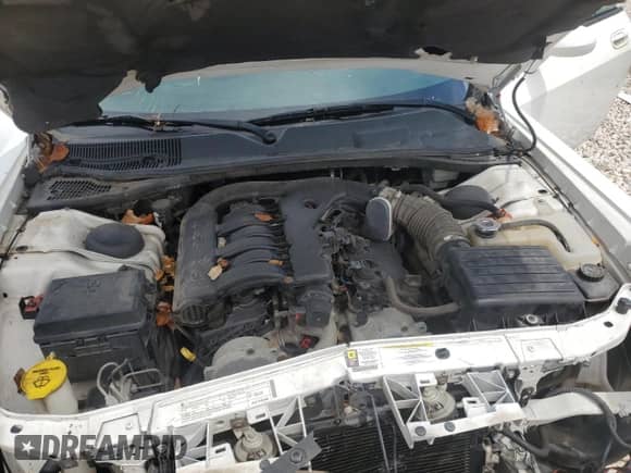 2010 Dodge Challenger SE z VIN 2B3CJ4DV1AH321342, wystawiony jako Copart lot #67499744 z przebiegiem 129 834 mil mil oraz Szkoda całkowita • Salvage title. Historia ofert i sprzedaży dostępna na DreamBid. Obrazek 11.