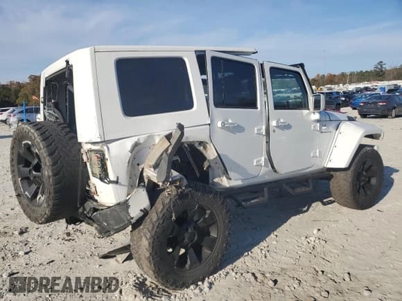 ✅ 2007 Jeep Wrangler Unlimited Sahara • VIN: 1J4GB59117L143155 • Lot: 92919195. Listed on Copart with Not provided. Free auction sales archive from the USA and detailed vehicle history report at DreamBid. Image 3.