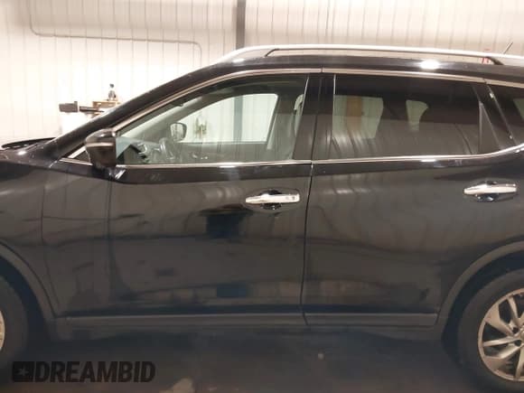 ✅ 2015 Nissan Rogue SL • VIN: 5N1AT2MV5FC789584 • Lot: 41398473. Wystawiony na IAAI z przebiegiem 178 349 mil. Bezpłatny archiwum sprzedaży aukcyjnych z USA i szczegółowy raport historii pojazdu na DreamBid. Zdjęcie 15.