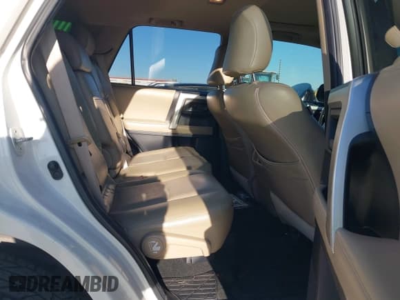✅ 2012 Toyota 4Runner SR5 • VIN: JTEZU5JR5C5041149 • Lot: 43660776. Listed on IAAI with 206,579 mi. Free auction sales archive from the USA and detailed vehicle history report at DreamBid. Image 8.
