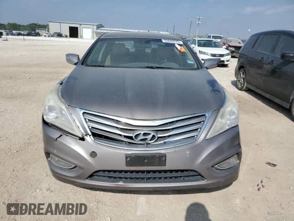 2013 Hyundai Azera z VIN KMHFG4JG4DA217863, wystawiony jako Copart lot #53840575 z przebiegiem Nie podano mil oraz Czysty tytuł • Clean title. Historia ofert i sprzedaży dostępna na DreamBid. Obrazek 5.