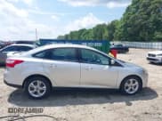 ✅ 2012 Ford Focus SE • VIN: 1FAHP3F29CL452465 • Lot: 42288025. Wystawiony na IAAI z przebiegiem 25 420 mil. Bezpłatny archiwum sprzedaży aukcyjnych z USA i szczegółowy raport historii pojazdu na DreamBid. Zdjęcie 13.