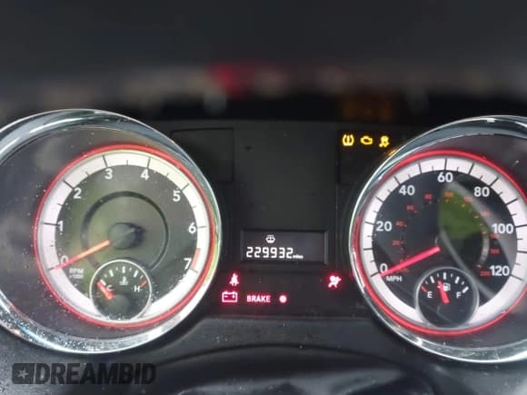 ✅ 2014 Dodge Grand Caravan SXT • VIN: 2C4RDGCG9ER118803 • Lot: 43521627. Wystawiony na IAAI z przebiegiem 229 932 mil. Bezpłatny archiwum sprzedaży aukcyjnych z USA i szczegółowy raport historii pojazdu na DreamBid. Zdjęcie 7.