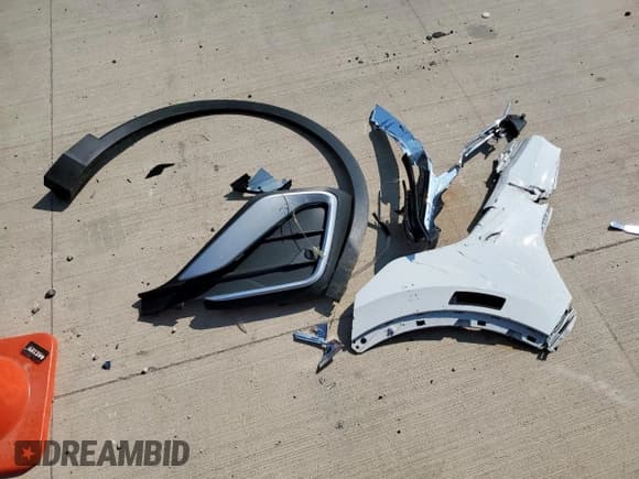 ✅ 2024 Volkswagen Tiguan SE • VIN: 3VVMB7AX0RM203935 • Lot: 80948165. Listed on Copart with 20,128 mi. Free auction sales archive from the USA and detailed vehicle history report at DreamBid. Image 13.