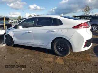 ✅ 2018 Hyundai Ioniq Blue • VIN: KMHC65LCXJU073610 • Lot: 49277765. Wystawiony na Copart z przebiegiem 99 040 mil. Bezpłatny archiwum sprzedaży aukcyjnych z USA i szczegółowy raport historii pojazdu na DreamBid. Zdjęcie 2.