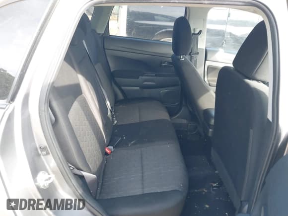 ✅ 2020 Mitsubishi Outlander ES • VIN: JA4AP3AU9LU008463 • Lot: 43126936. Wystawiony na IAAI z przebiegiem 93 064 mil. Bezpłatny archiwum sprzedaży aukcyjnych z USA i szczegółowy raport historii pojazdu na DreamBid. Zdjęcie 8.