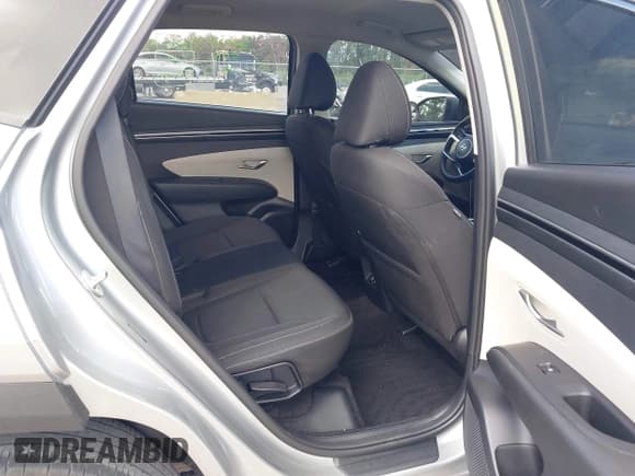 ✅ 2024 Hyundai Tucson SEL • VIN: 5NMJB3DE2RH383541 • Лот: 43126788. Опубликован ранее на IAAI с пробегом 36 277 миль. Бесплатный доступ к архиву аукционных продаж из США и подробный отчёт об истории автомобиля на DreamBid. Изображение 8.