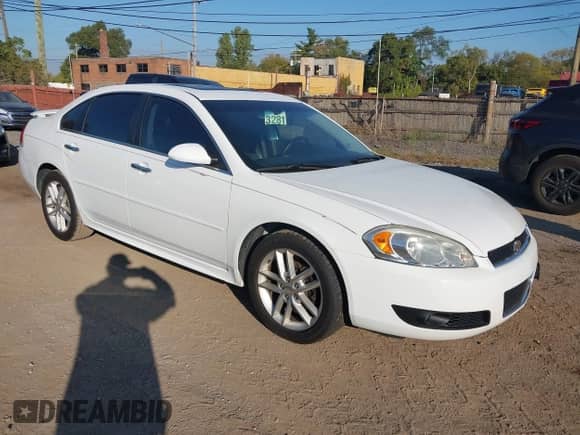 2014 Chevrolet Impala LTZ с VIN 2G1WC5E33E1189474, выставлен на аукционе IAAI как лот 43425534 с пробегом 137 871 миль миль и . История ставок и продаж доступна на DreamBid. Изображение 1.