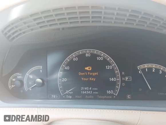 ✅ 2008 Mercedes-Benz CL 550 • VIN: WDDEJ71X38A012792 • Lot: 43509208. Wystawiony na IAAI z przebiegiem 164 343 mil. Bezpłatny archiwum sprzedaży aukcyjnych z USA i szczegółowy raport historii pojazdu na DreamBid. Zdjęcie 7.