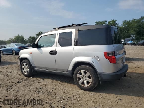 ✅ 2011 Honda Element EX • VIN: 5J6YH2H70BL002951 • Лот: 67213955. Опубликован ранее на Copart с пробегом 178 342 миль. Бесплатный доступ к архиву аукционных продаж из США и подробный отчёт об истории автомобиля на DreamBid. Изображение 2.