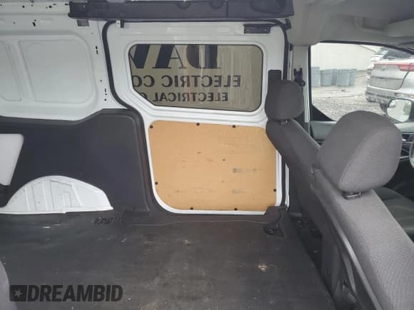 ✅ 2014 Ford Transit Connect XLT • VIN: NM0LE7F77E1148995 • Lot: 60619265. Wystawiony na Copart z przebiegiem 98 288 mil. Bezpłatny archiwum sprzedaży aukcyjnych z USA i szczegółowy raport historii pojazdu na DreamBid. Zdjęcie 11.