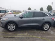 ✅ 2022 Ford Escape SE • VIN: 1FMCU0G69NUB33945 • Лот: 43529268. Опубликован ранее на IAAI с пробегом 17 082 миль. Бесплатный доступ к архиву аукционных продаж из США и подробный отчёт об истории автомобиля на DreamBid. Изображение 15.