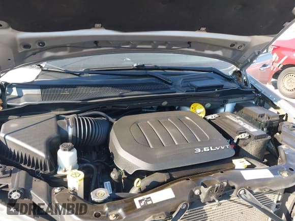 ✅ 2016 Chrysler Town & Country Limited • VIN: 2C4RC1JG7GR121284 • Lot: 43203634. Wystawiony na IAAI z przebiegiem 80 457 mil. Bezpłatny archiwum sprzedaży aukcyjnych z USA i szczegółowy raport historii pojazdu na DreamBid. Zdjęcie 10.