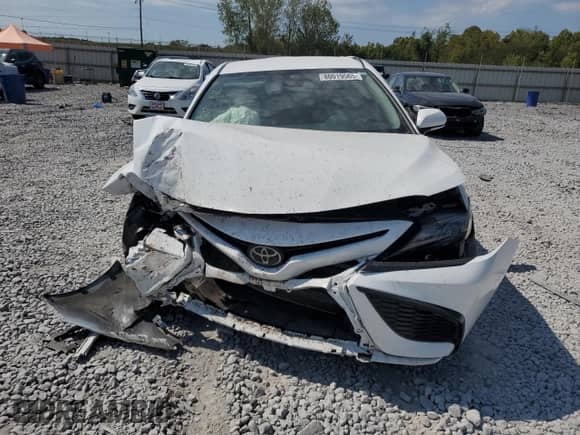 2024 Toyota Camry SE with VIN 4T1T11AKXRU843902, listed as a Copart auction lot 80019565 with 43,096 mi miles and Salvage title. Bid and sale history available at DreamBid. Image 5.