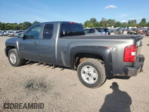 2011 Chevrolet Silverado 1500 LT с VIN 1GCRKSE37BZ454261, выставлен на аукционе Copart как лот 80290215 с пробегом 102 722 миль миль и Чистый • Clean title. История ставок и продаж доступна на DreamBid. Изображение 2.