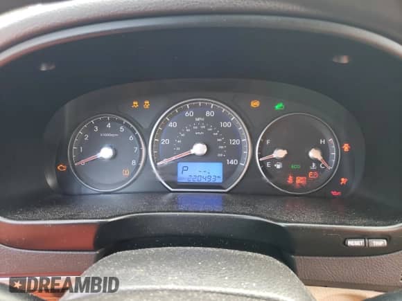 2012 Hyundai Santa Fe GLS с VIN 5XYZG3AB6CG161309, выставлен на аукционе Copart как лот 58840254 с пробегом 220 493 миль миль и Списание • Salvage title. История ставок и продаж доступна на DreamBid. Изображение 9.