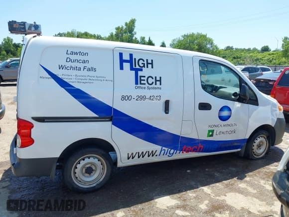 ✅ 2015 Nissan NV200 S • VIN: 3N6CM0KN2FK704449 • Лот: 42492552. Опубликован ранее на IAAI с пробегом 125 356 миль. Бесплатный доступ к архиву аукционных продаж из США и подробный отчёт об истории автомобиля на DreamBid. Изображение 13.