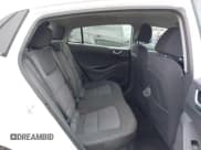 ✅ 2019 Hyundai Ioniq Blue • VIN: KMHC65LC9KU178785 • Lot: 42067022. Wystawiony na IAAI z przebiegiem 193 610 mil. Bezpłatny archiwum sprzedaży aukcyjnych z USA i szczegółowy raport historii pojazdu na DreamBid. Zdjęcie 8.