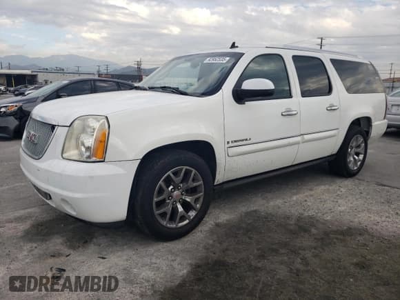 ✅ 2007 GMC Yukon XL • VIN: 1GKFK66887J257419 • Lot: 92952535. Wystawiony na Copart z przebiegiem 236 618 mil. Bezpłatny archiwum sprzedaży aukcyjnych z USA i szczegółowy raport historii pojazdu na DreamBid. Zdjęcie 1.