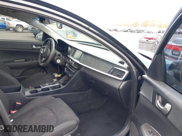 ✅ 2019 Kia Optima LX • VIN: 5XXGT4L35KG365357 • Лот: 43600693. Опубликован ранее на IAAI с пробегом 124 437 миль. Бесплатный доступ к архиву аукционных продаж из США и подробный отчёт об истории автомобиля на DreamBid. Изображение 5.