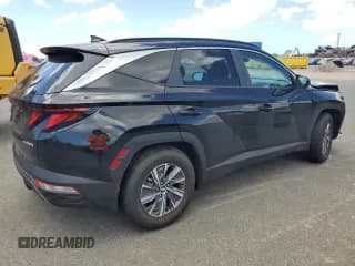 ✅ 2024 Hyundai Tucson Blue • VIN: KM8JBCD14RU213506 • Lot: 70726614. Wystawiony na Copart z przebiegiem 1 942 mil. Bezpłatny archiwum sprzedaży aukcyjnych z USA i szczegółowy raport historii pojazdu na DreamBid. Zdjęcie 3.