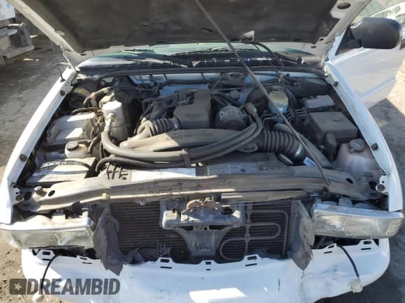 ✅ 2002 Chevrolet S-10 Fleet • VIN: 1GCCS195228174037 • Лот: 43772635. Опубликован ранее на Copart с пробегом 85 842 миль. Бесплатный доступ к архиву аукционных продаж из США и подробный отчёт об истории автомобиля на DreamBid. Изображение 11.