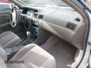 ✅ 1997 Toyota Camry LE • VIN: JT2BG22K4V0064251 • Lot: 43840554. Wystawiony na IAAI z przebiegiem 110 067 mil. Bezpłatny archiwum sprzedaży aukcyjnych z USA i szczegółowy raport historii pojazdu na DreamBid. Zdjęcie 5.