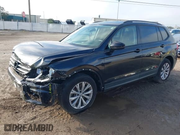 ✅ 2019 Volkswagen Tiguan S • VIN: 3VV1B7AX0KM048540 • Lot: 43379990. Listed on IAAI with 74,486 mi. Free auction sales archive from the USA and detailed vehicle history report at DreamBid. Image 18.