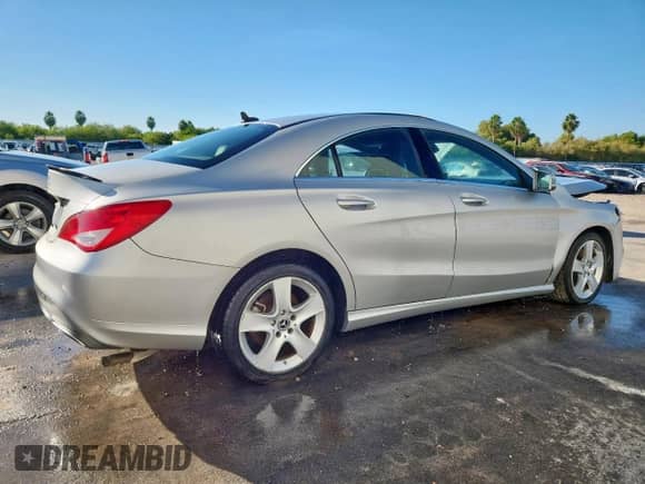 2018 Mercedes-Benz CLA 250 с VIN WDDSJ4EB2JN570731, выставлен на аукционе Copart как лот 91290125 с пробегом 46 473 миль миль и Чистый • Clean title. История ставок и продаж доступна на DreamBid. Изображение 3.