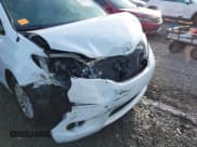 ✅ 2014 Toyota Sienna XLE • VIN: 5TDYK3DC3ES446814 • Lot: 43633717. Listed on IAAI with 119,241 mi. Free auction sales archive from the USA and detailed vehicle history report at DreamBid. Image 6.