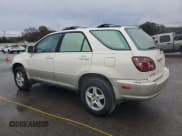 ✅ 2000 Lexus RX 300 • VIN: JT6GF10UXY0081582 • Lot: 89659105. Listed on Copart with 300,707 mi. Free auction sales archive from the USA and detailed vehicle history report at DreamBid. Image 2.