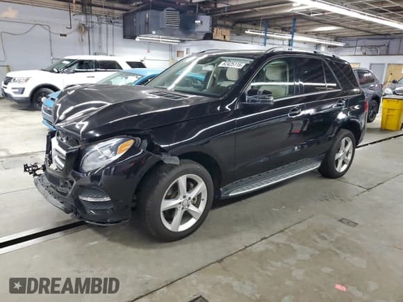 ✅ 2017 Mercedes-Benz GLE 350 • VIN: 4JGDA5HB8HA863499 • Lot: 82425115. Wystawiony na Copart z przebiegiem Nie podano. Bezpłatny archiwum sprzedaży aukcyjnych z USA i szczegółowy raport historii pojazdu na DreamBid. Zdjęcie 1.