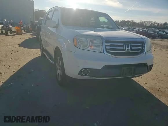 ✅ 2013 Honda Pilot Touring • VIN: 5FNYF4H97DB074471 • Lot: 93728395. Wystawiony na Copart z przebiegiem 205 737 mil. Bezpłatny archiwum sprzedaży aukcyjnych z USA i szczegółowy raport historii pojazdu na DreamBid. Zdjęcie 14.