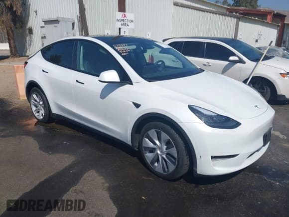✅ 2023 Tesla Model Y Long Range • VIN: 7SAYGDEE3PF897016 • Lot: 40407572. Listed on IAAI with 8,030 mi. Free auction sales archive from the USA and detailed vehicle history report at DreamBid. Image 1.
