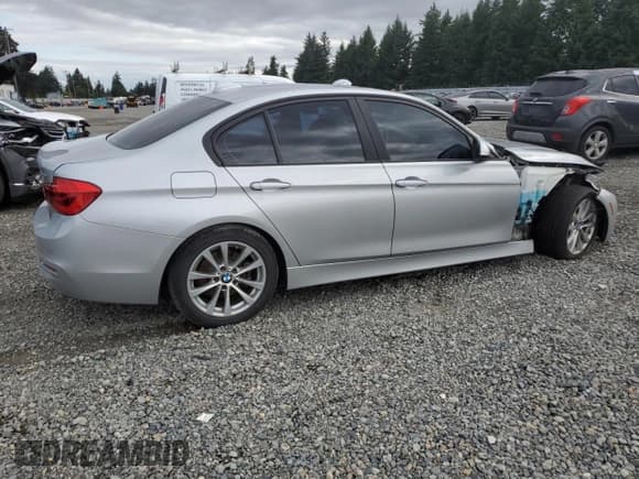 ✅ 2016 BMW 3 Series 320i • VIN: WBA8A9C55GK616073 • Lot: 69291225. Listed on Copart with 103,818 mi. Free auction sales archive from the USA and detailed vehicle history report at DreamBid. Image 3.