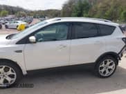 ✅ 2019 Ford Escape Titanium • VIN: 1FMCU9J99KUC21963 • Лот: 42186434. Опубликован ранее на IAAI с пробегом 60 578 миль. Бесплатный доступ к архиву аукционных продаж из США и подробный отчёт об истории автомобиля на DreamBid. Изображение 14.