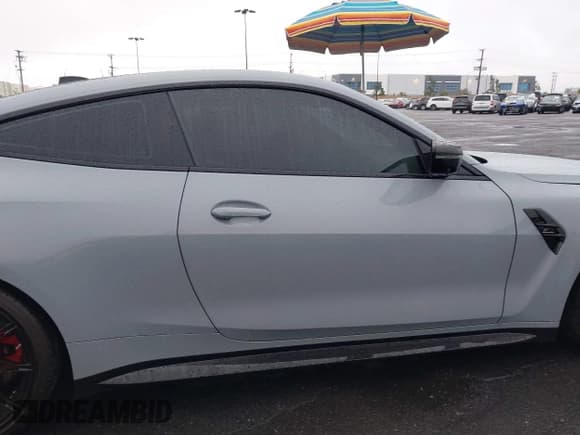 ✅ 2023 BMW M4 Competition xDrive • VIN: WBS43AZ00PCM16326 • Лот: 42153872. Опубликован ранее на IAAI с пробегом 10 165 миль. Бесплатный доступ к архиву аукционных продаж из США и подробный отчёт об истории автомобиля на DreamBid. Изображение 13.