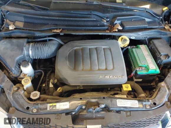 ✅ 2015 Dodge Grand Caravan SXT • VIN: 2C4RDGCG1FR512698 • Lot: 43391933. Wystawiony na IAAI z przebiegiem 142 172 mil. Bezpłatny archiwum sprzedaży aukcyjnych z USA i szczegółowy raport historii pojazdu na DreamBid. Zdjęcie 10.