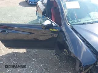 ✅ 2013 Hyundai Genesis Coupe 2.0T • VIN: KMHHT6KD8DU093034 • Lot: 42636446. Wystawiony na IAAI z przebiegiem Nie podano. Bezpłatny archiwum sprzedaży aukcyjnych z USA i szczegółowy raport historii pojazdu na DreamBid. Zdjęcie 6.