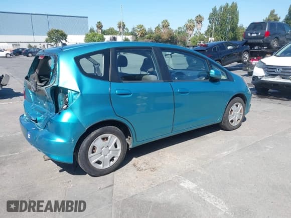 ✅ 2012 Honda Fit • VIN: JHMGE8H39CC014669 • Лот: 42604851. Опубликован ранее на IAAI с пробегом 107 952 миль. Бесплатный доступ к архиву аукционных продаж из США и подробный отчёт об истории автомобиля на DreamBid. Изображение 4.