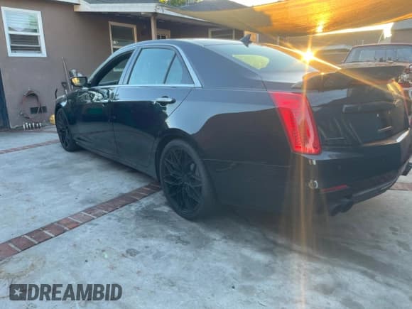 ✅ 2014 Cadillac CTS Vsport Premium RWD • VIN: 1G6AV5S85E0161878 • Лот: 89531125. Опубликован ранее на Copart с пробегом 128 244 миль. Бесплатный доступ к архиву аукционных продаж из США и подробный отчёт об истории автомобиля на DreamBid. Изображение 11.