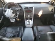 ✅ 2009 Pontiac Torrent • VIN: 2CKDL43F896253984 • Lot: 73650444. Wystawiony na Copart z przebiegiem 154 410 mil. Bezpłatny archiwum sprzedaży aukcyjnych z USA i szczegółowy raport historii pojazdu na DreamBid. Zdjęcie 8.