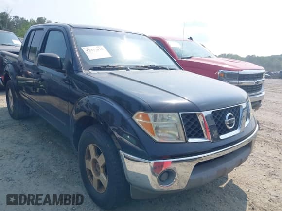✅ 2006 Nissan Frontier SE • VIN: 1N6AD07U76C461640 • Лот: 42377825. Опубликован ранее на IAAI с пробегом 228 611 миль. Бесплатный доступ к архиву аукционных продаж из США и подробный отчёт об истории автомобиля на DreamBid. Изображение 13.