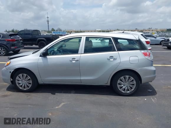 ✅ 2007 Toyota Matrix STD • VIN: 2T1KR32E57C669793 • Лот: 42728671. Опубликован ранее на IAAI с пробегом 137 297 миль. Бесплатный доступ к архиву аукционных продаж из США и подробный отчёт об истории автомобиля на DreamBid. Изображение 14.