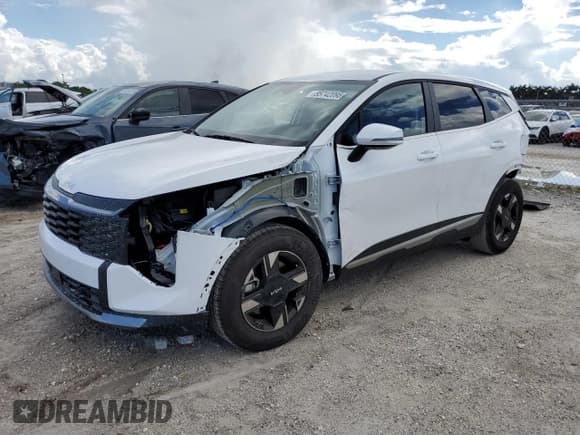 ✅ 2026 Kia Sportage LX • VIN: 5XYK23DF1TG349444 • Lot: 85742095. Wystawiony na Copart z przebiegiem 2 281 mil. Bezpłatny archiwum sprzedaży aukcyjnych z USA i szczegółowy raport historii pojazdu na DreamBid. Zdjęcie 1.