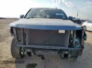 ✅ 2020 Chevrolet Tahoe LT • VIN: 1GNSCBKC5LR111024 • Lot: 84025885. Wystawiony na Copart z przebiegiem 68 696 mil. Bezpłatny archiwum sprzedaży aukcyjnych z USA i szczegółowy raport historii pojazdu na DreamBid. Zdjęcie 5.