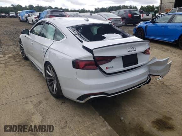 ✅ 2019 Audi RS 5 Sportback • VIN: WUABWCF54KA903957 • Lot: 49552262. Wystawiony na Copart z przebiegiem Nie podano. Bezpłatny archiwum sprzedaży aukcyjnych z USA i szczegółowy raport historii pojazdu na DreamBid. Zdjęcie 3.