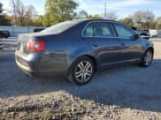 ✅ 2007 Volkswagen Jetta 2.5 • VIN: 3VWSF71K17M011108 • Лот: 82521135. Опубликован ранее на Copart с пробегом 234 945 миль. Бесплатный доступ к архиву аукционных продаж из США и подробный отчёт об истории автомобиля на DreamBid. Изображение 3.